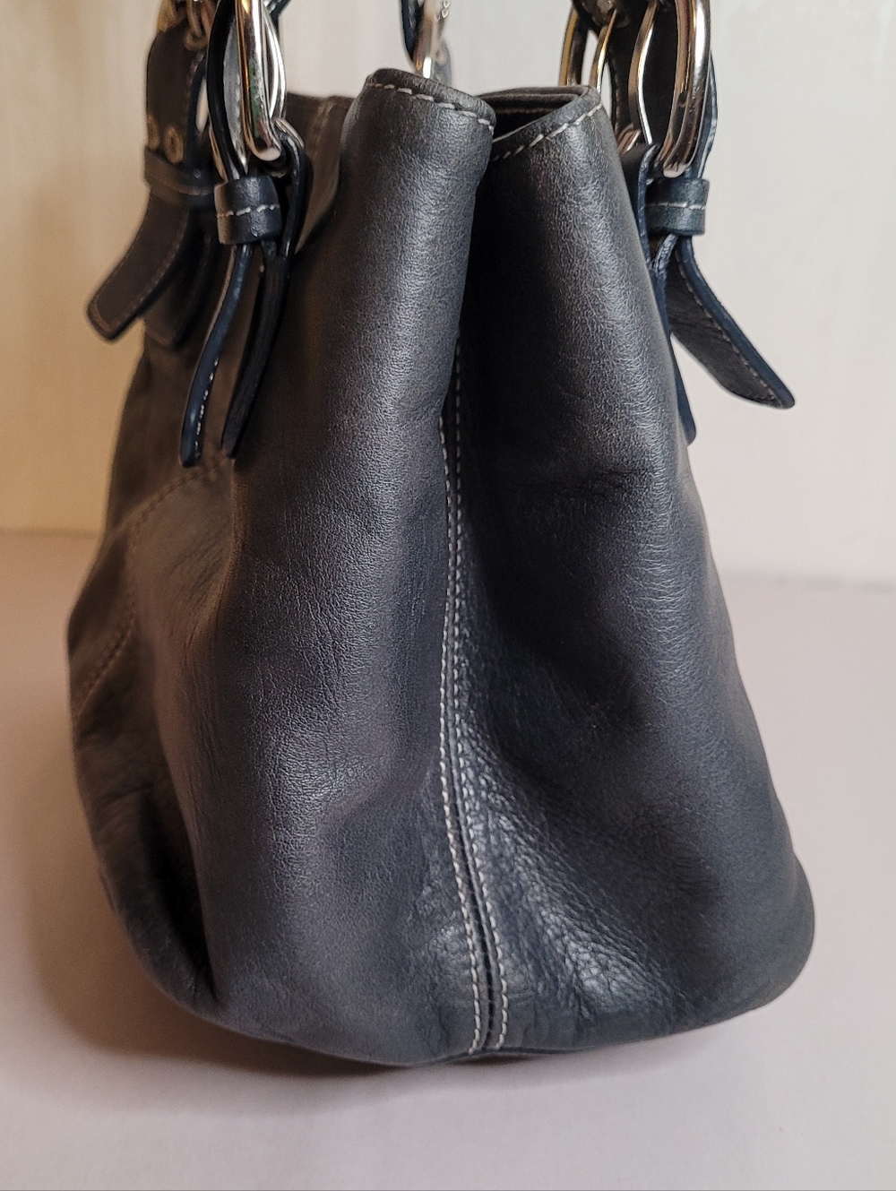 Clarks Small Leather Handbag Tote - Picture 4 of 11